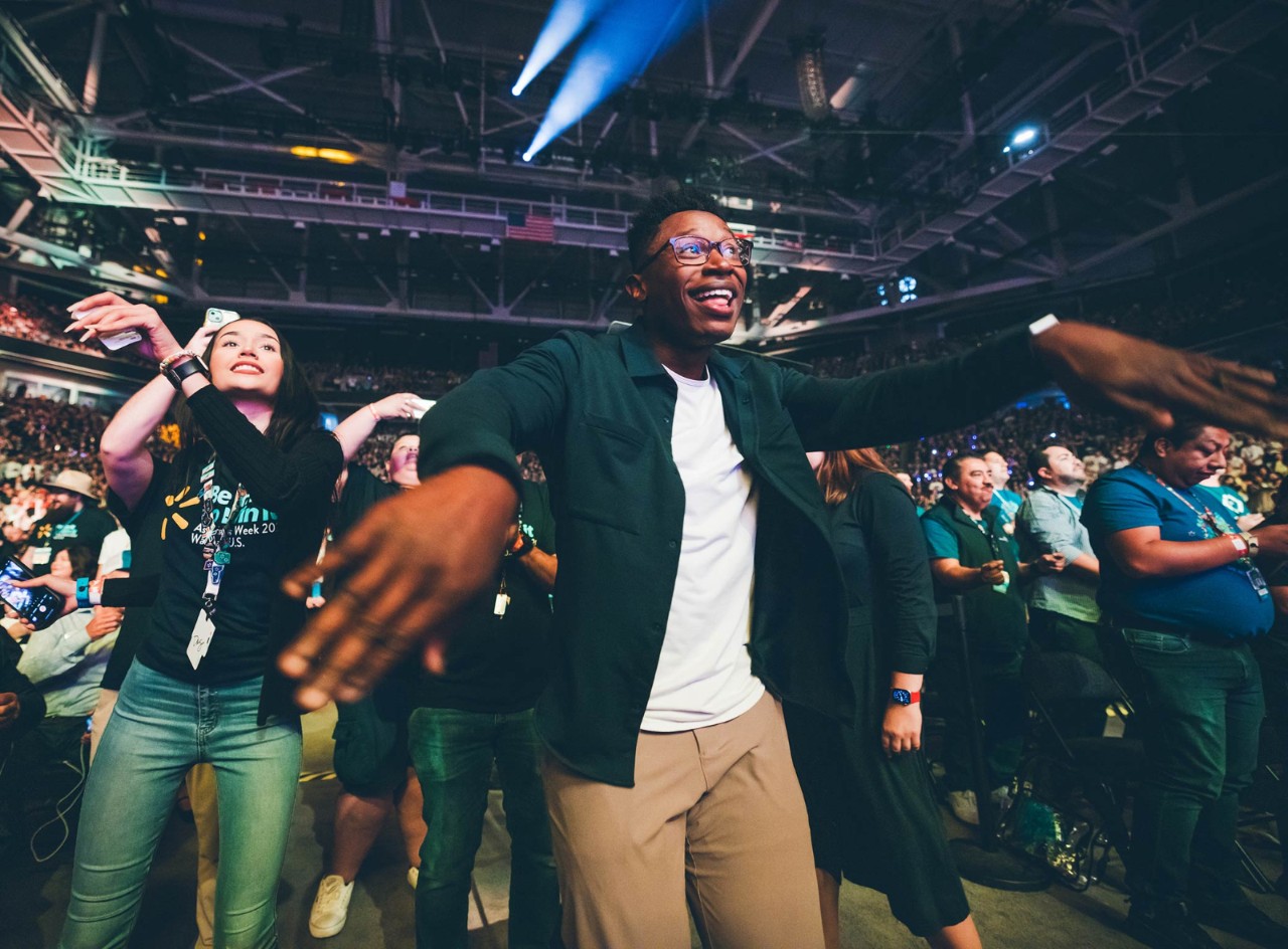 Associates dance to the award-winning musical artists performing at the 2024 Associate Celebration.